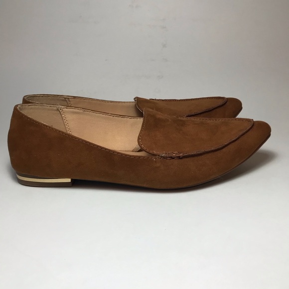 Express Pointy Toe Faux Suede Flat- Size 6.5 - Picture 4 of 7